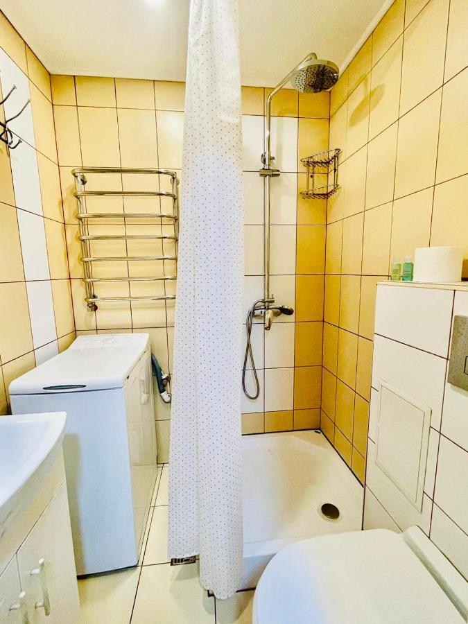לבוב Крехівська 5,Апартаменти В Центрі, Дві Спальні מראה חיצוני תמונה